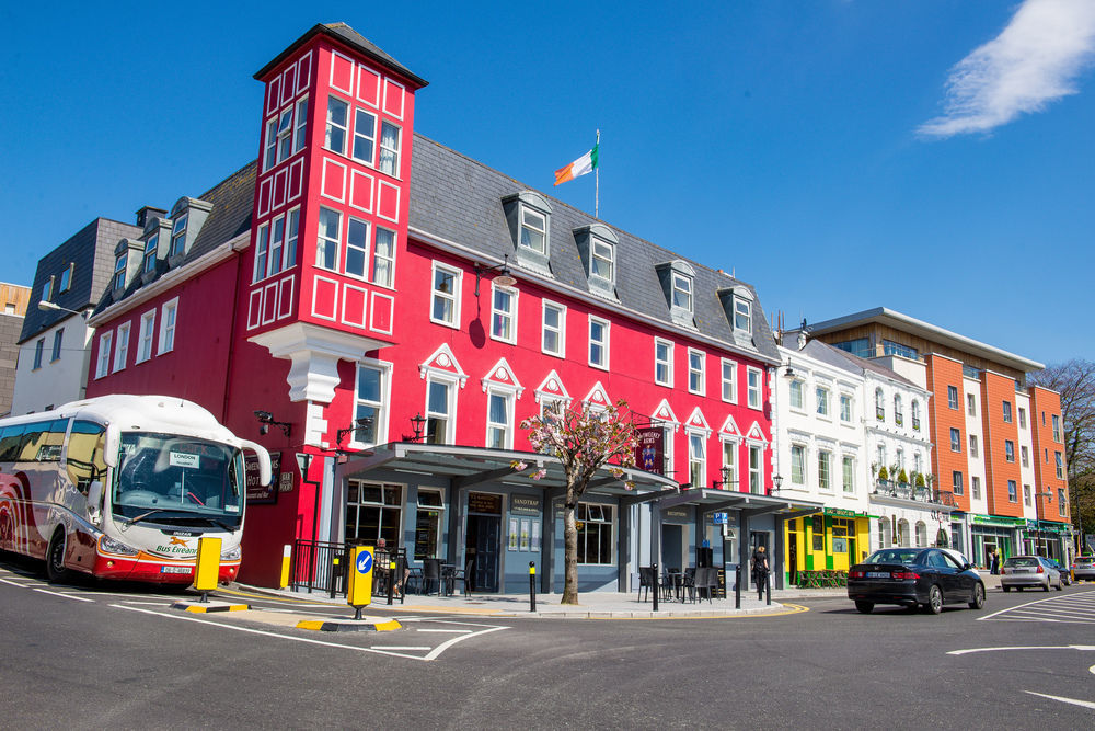 Mcsweeney Arms Hotel Killarney Exterior photo