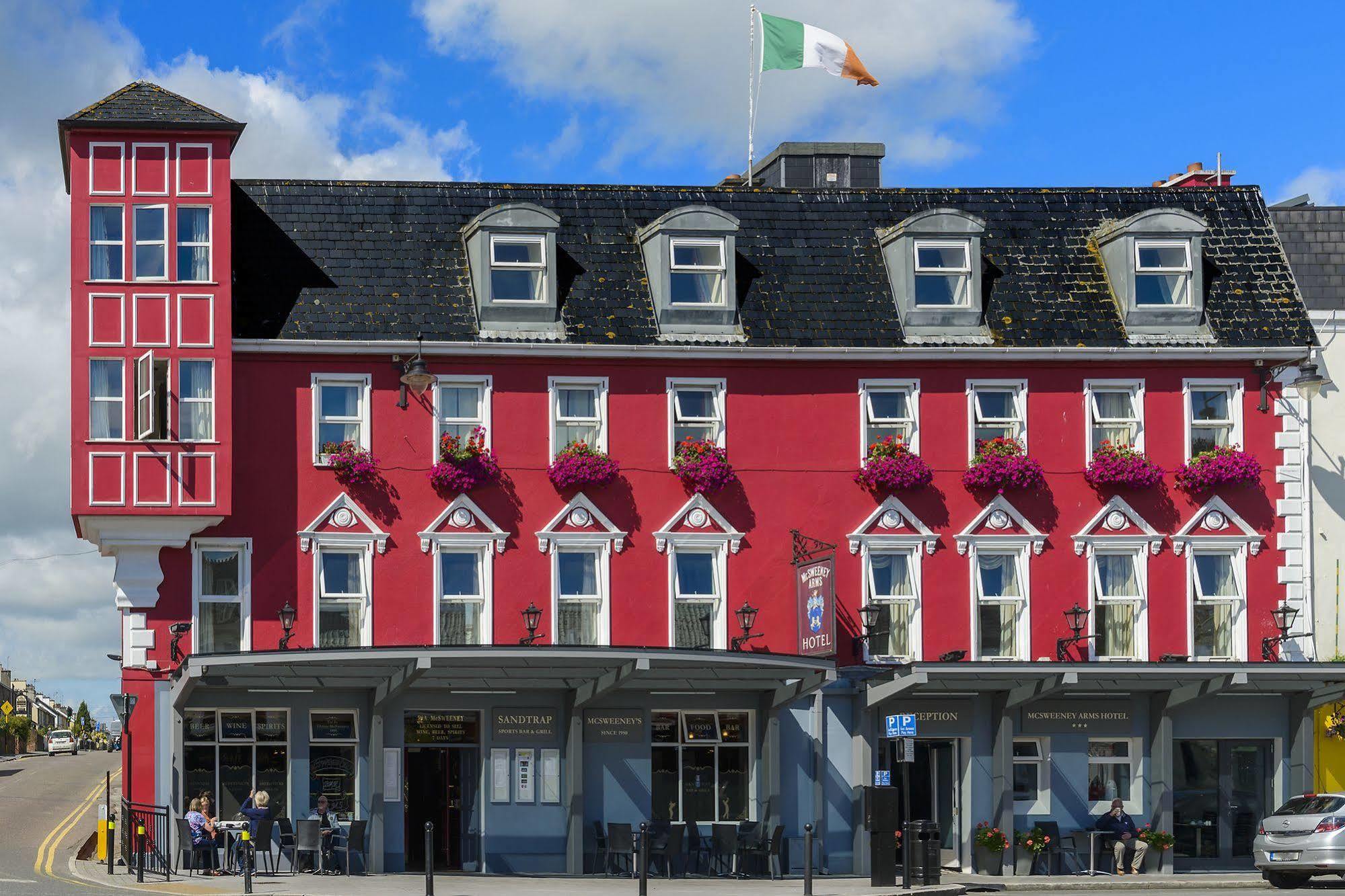 Mcsweeney Arms Hotel Killarney Exterior photo